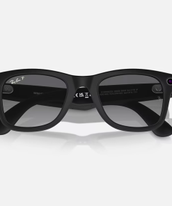 Ray-Ban Meta Wayfarer AI Glasses Matte Black/Polar Gradient Graphite (Large) - imagine 5