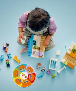 PRIMA DATA: VIZITA LA DOCTOR, LEGO 10449 - imagine 6